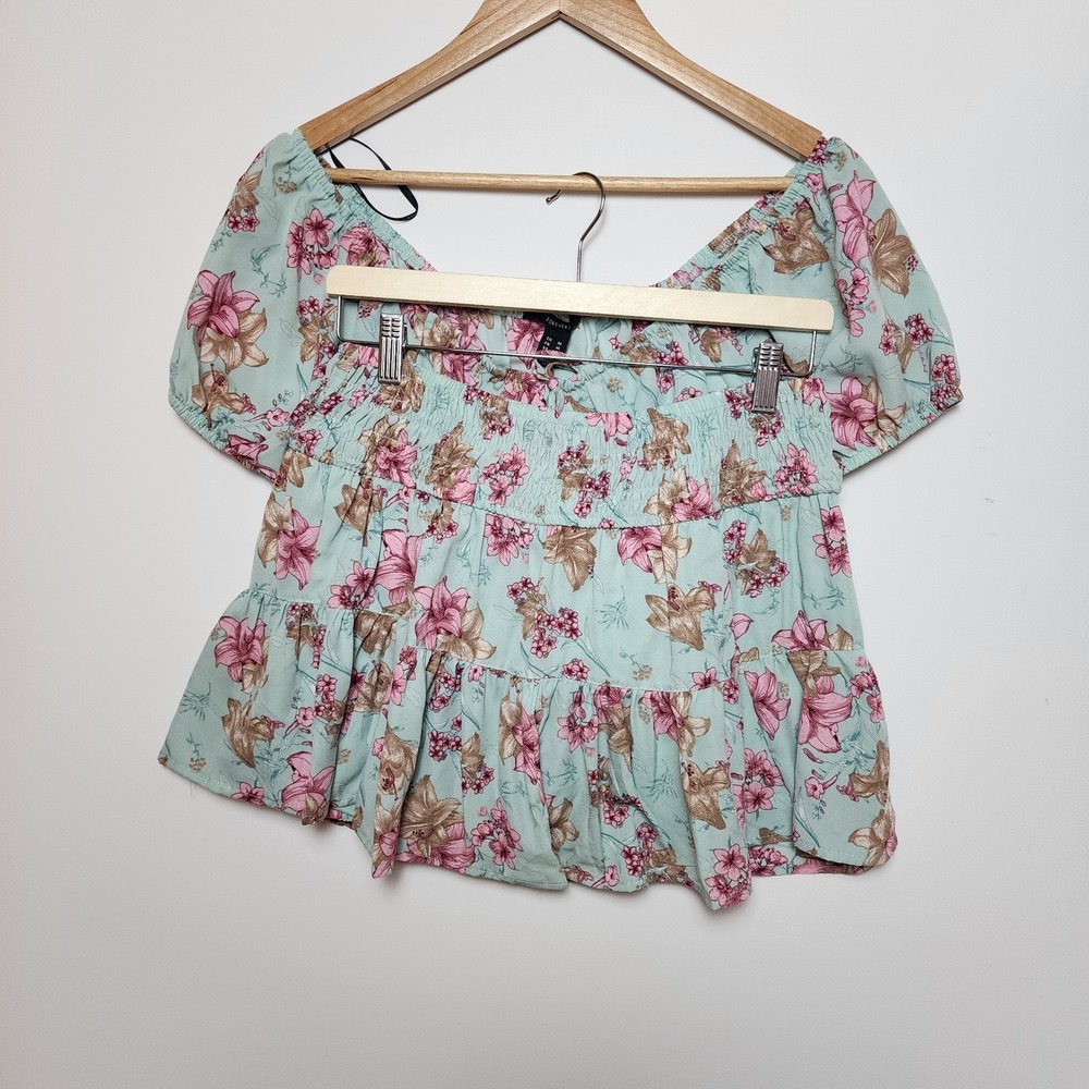 Forever 21 Floral Crop Top and Mini Skirt Set Sage Pink Size M/L 2 Piece NWT